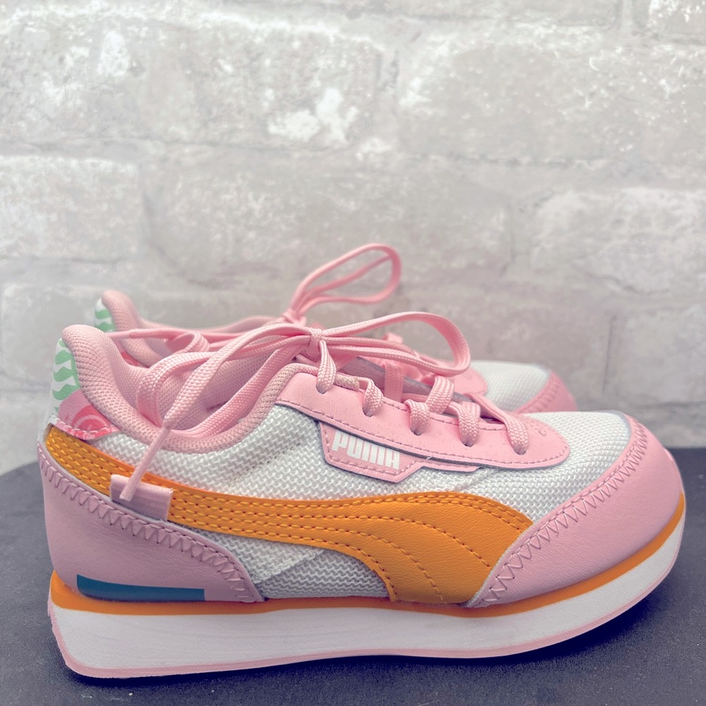 Kids multicolor Puma sneakers